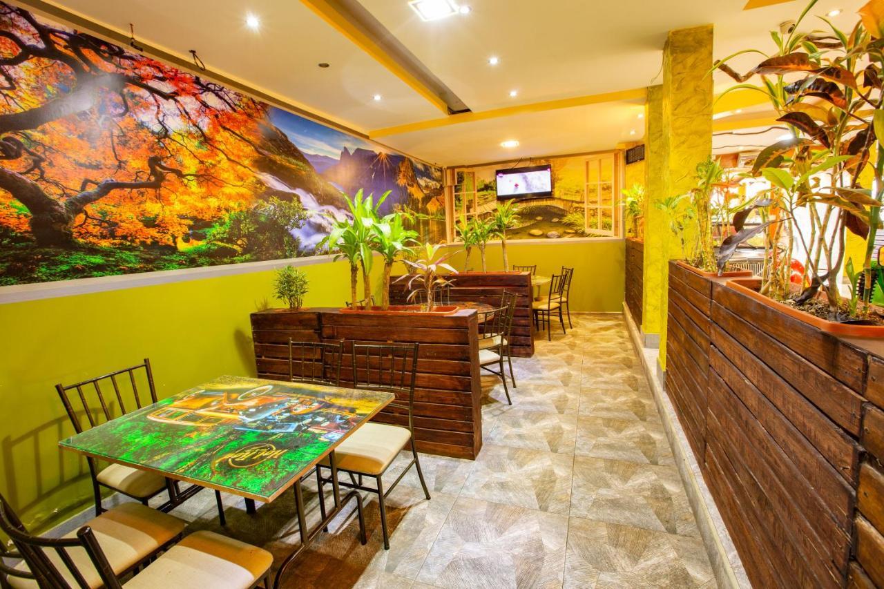 La Kapital Hotel อัมบาโต ภายนอก รูปภาพ