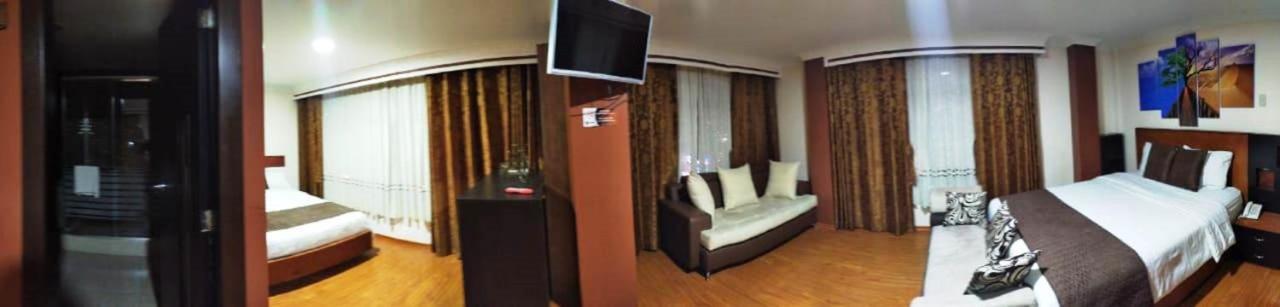 La Kapital Hotel อัมบาโต ภายนอก รูปภาพ