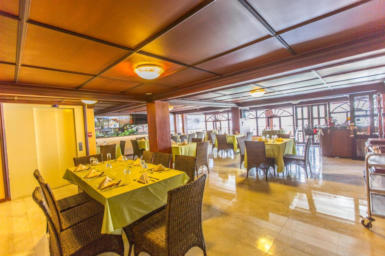 La Kapital Hotel อัมบาโต ภายนอก รูปภาพ